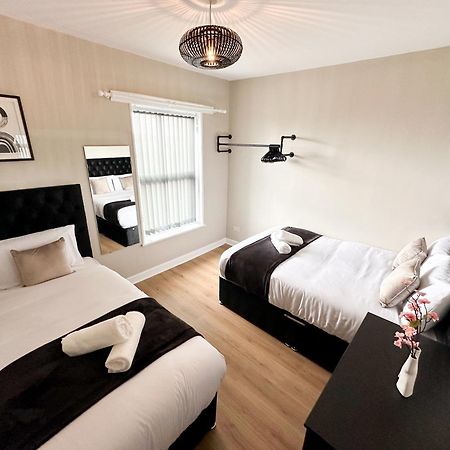 2 Bedroom House 10 Mins To City Centre & Albert Dock Liverpool Buitenkant foto